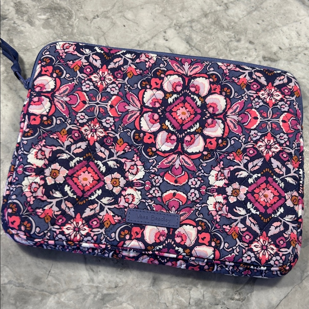 Vera Bradley Magenta Medallion iPad mini Case - like new condition